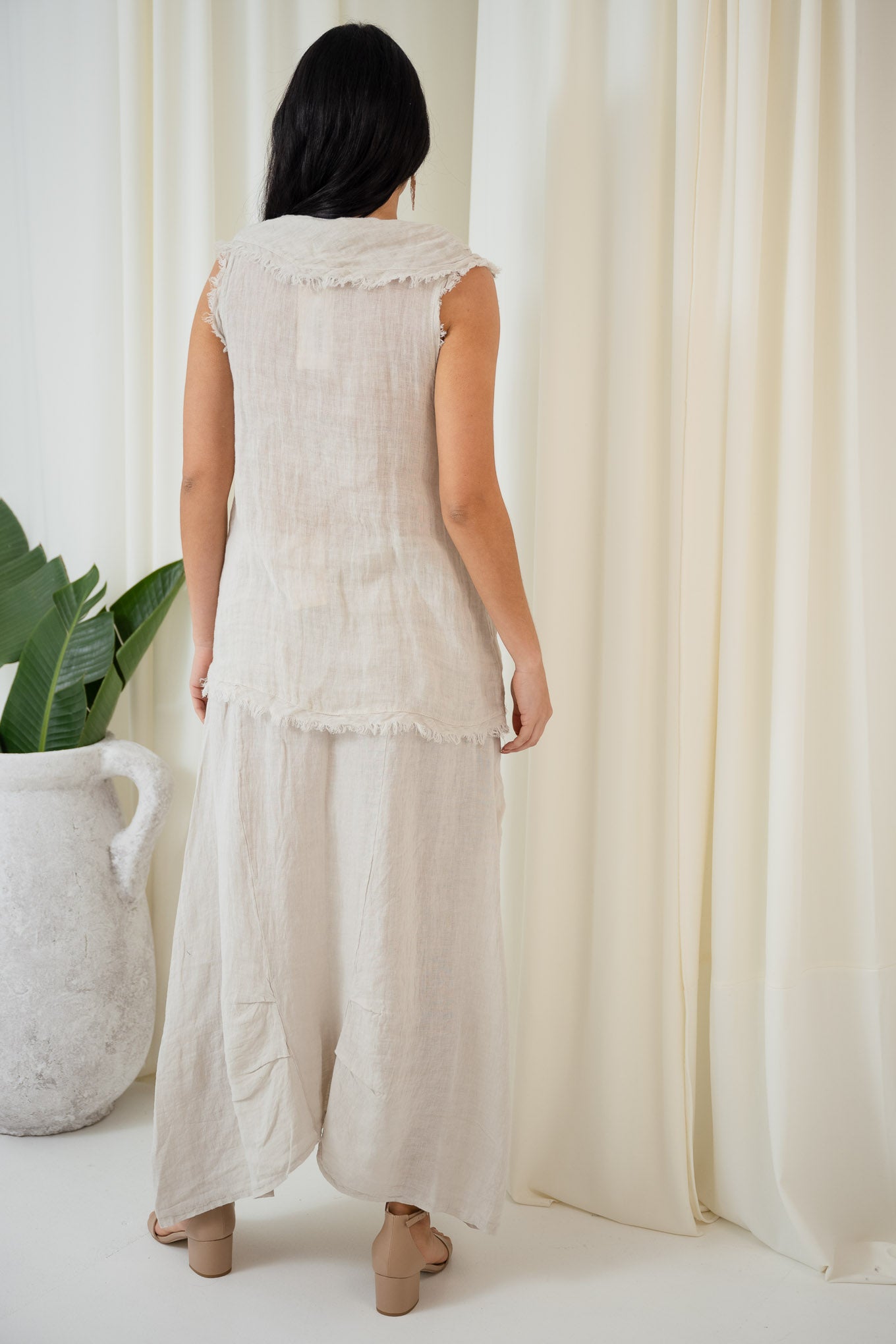 Jaime Cowl Bib Top | Beige