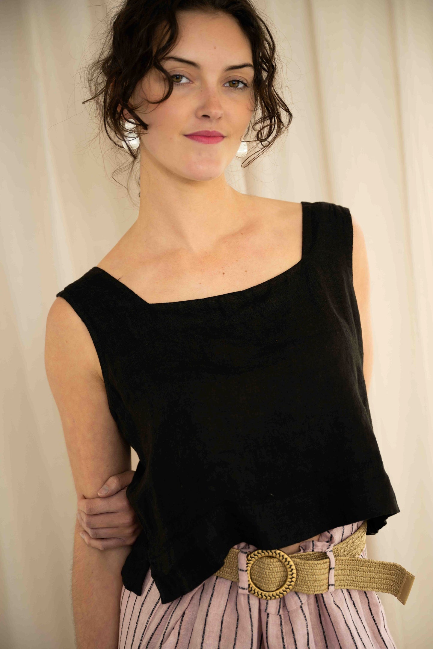 Surfers Square Crop Top | Black